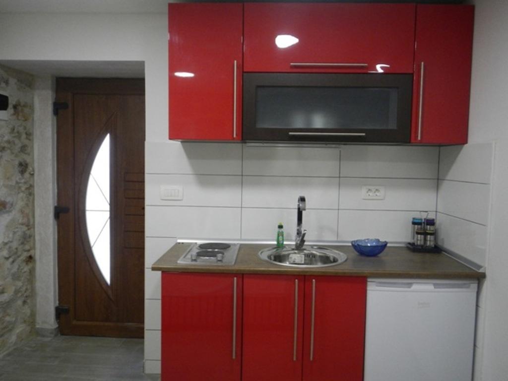 Apartments Valter Tisno Exterior photo